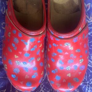 Vibrant Red Patterned hearts and lady bugs Women's Swedish wooden clogs leather